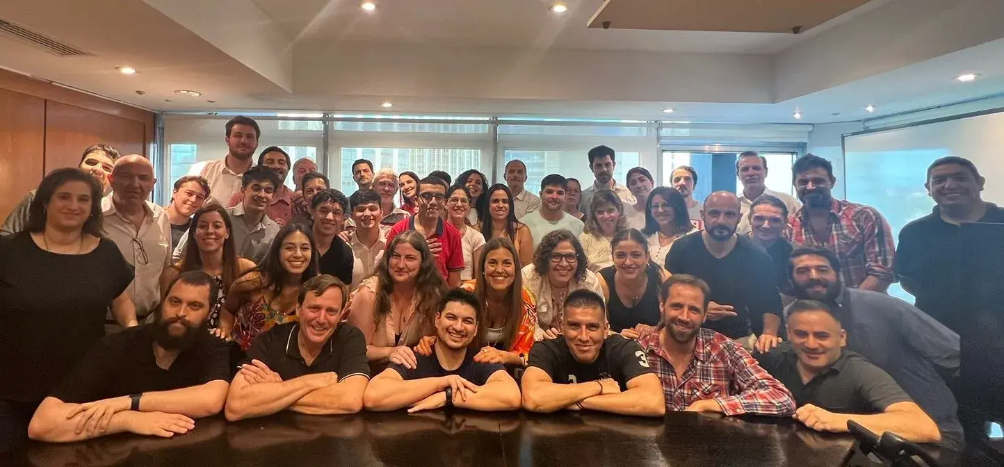 Empresa de gestão corporativa